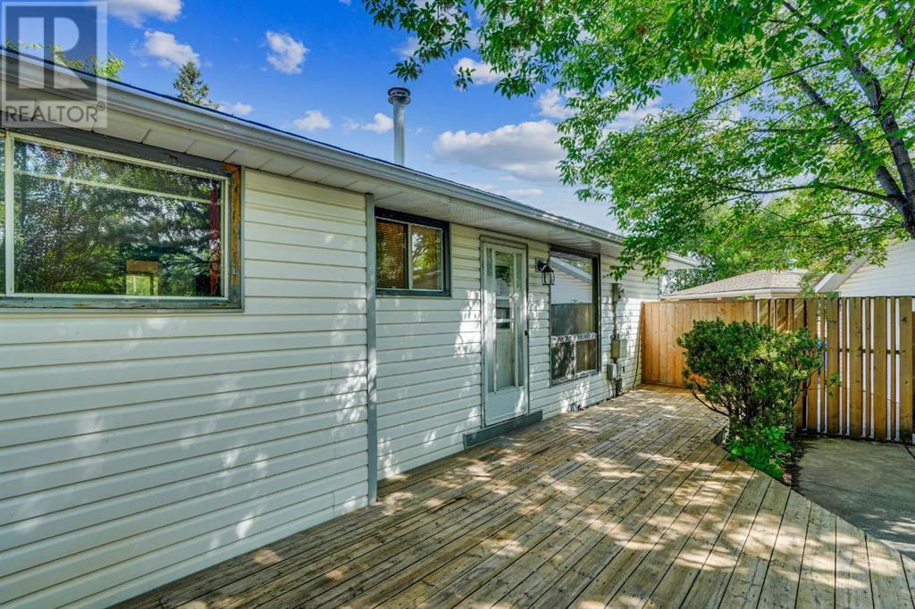 Single Family House Bungalow for Sale in  Lysander Drive SE Ogden Calgary 