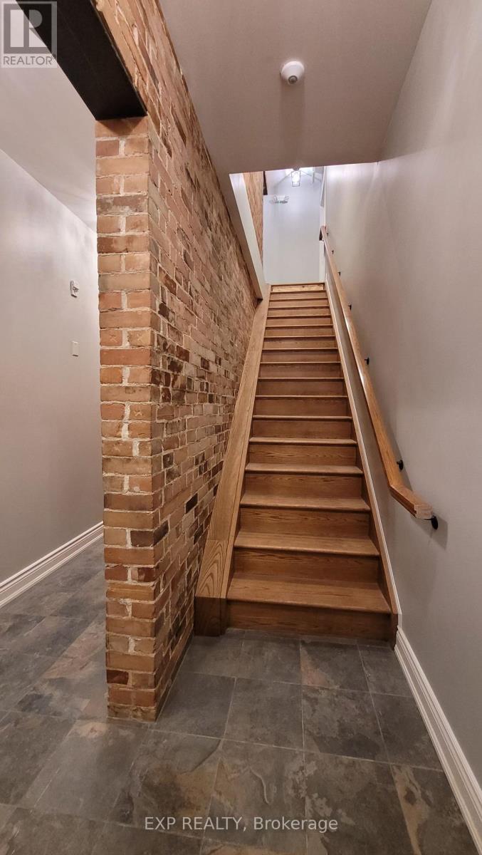 Photo 6 of 304 157 159 James Street, Ottawa ON