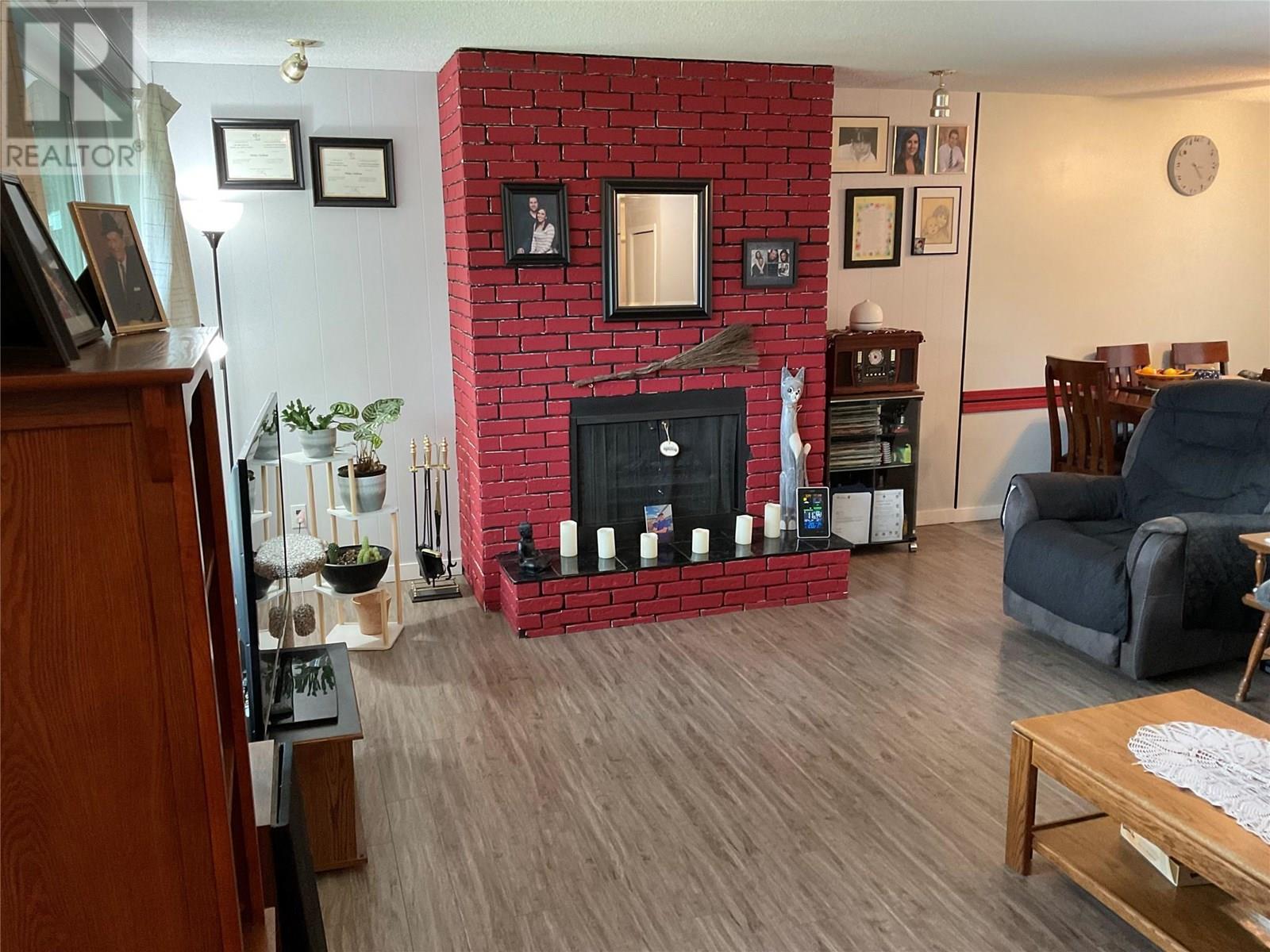 431 Hartland Avenue, Midway