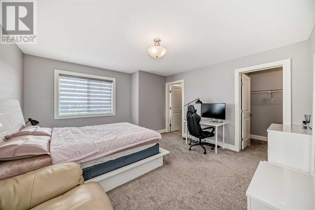 Single Family House for Sale in  saddlelake View NE Saddle Ridge Calgary 