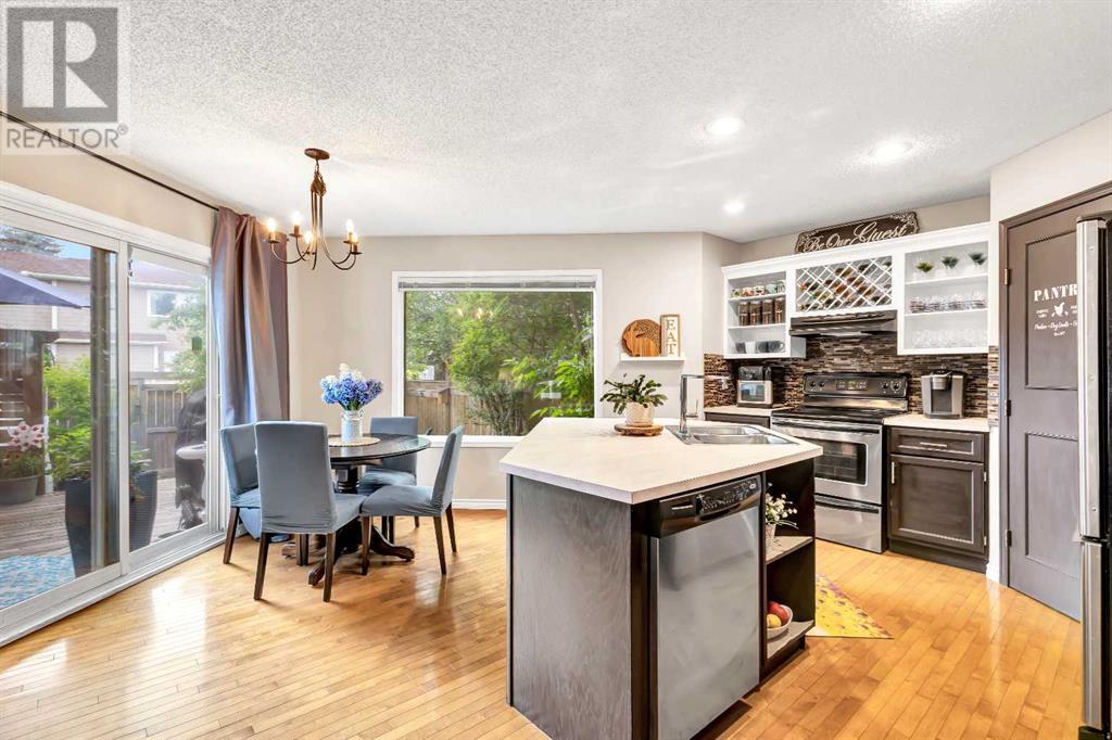 101 Sundown Way SE Photo 12 - Calgary Real Estate