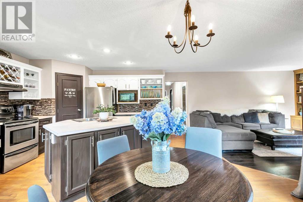 101 Sundown Way SE Photo 15 - Calgary Real Estate