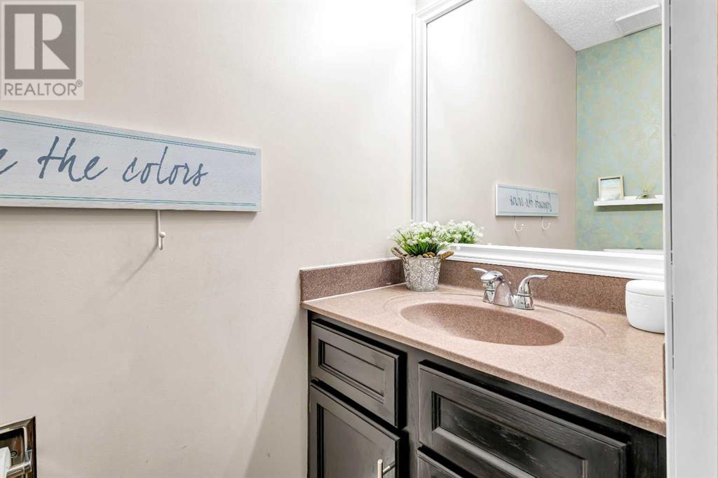 101 Sundown Way SE Photo 18 - Calgary Real Estate