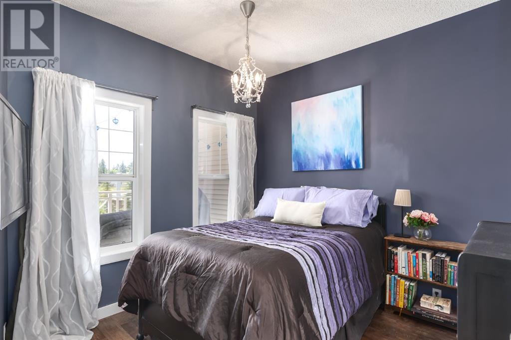 Single Family House for Sale in   Henwood Street SW Garrison Green Calgary 