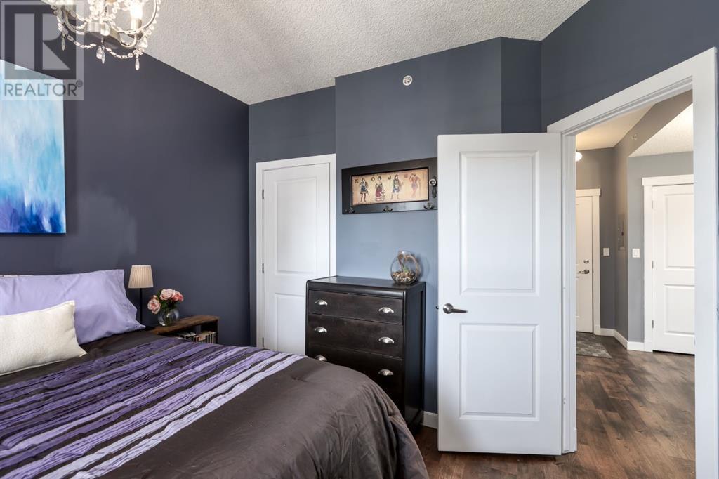 Single Family House for Sale in   Henwood Street SW Garrison Green Calgary 