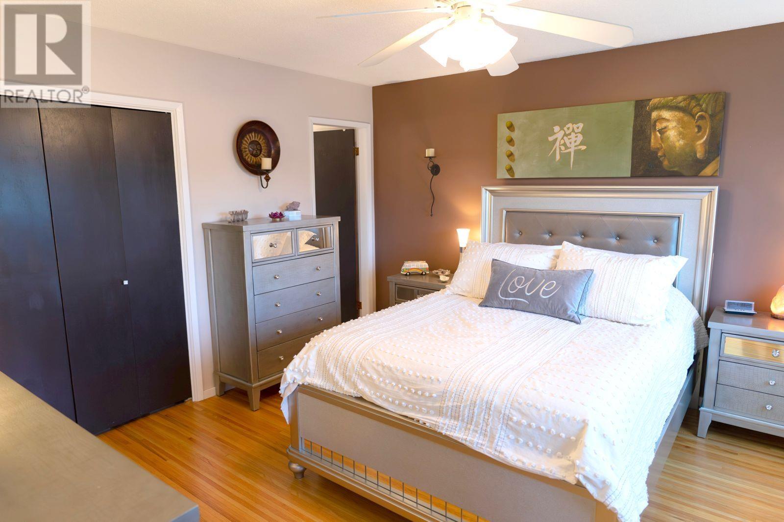 Photo 15 of 21776 Mountainview Crescent, Maple Ridge BC