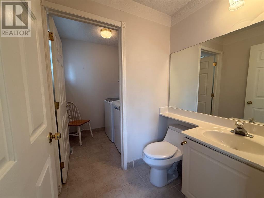 Single Family House for Sale in  Harvest Rose Circle NE Harvest Hills Calgary 