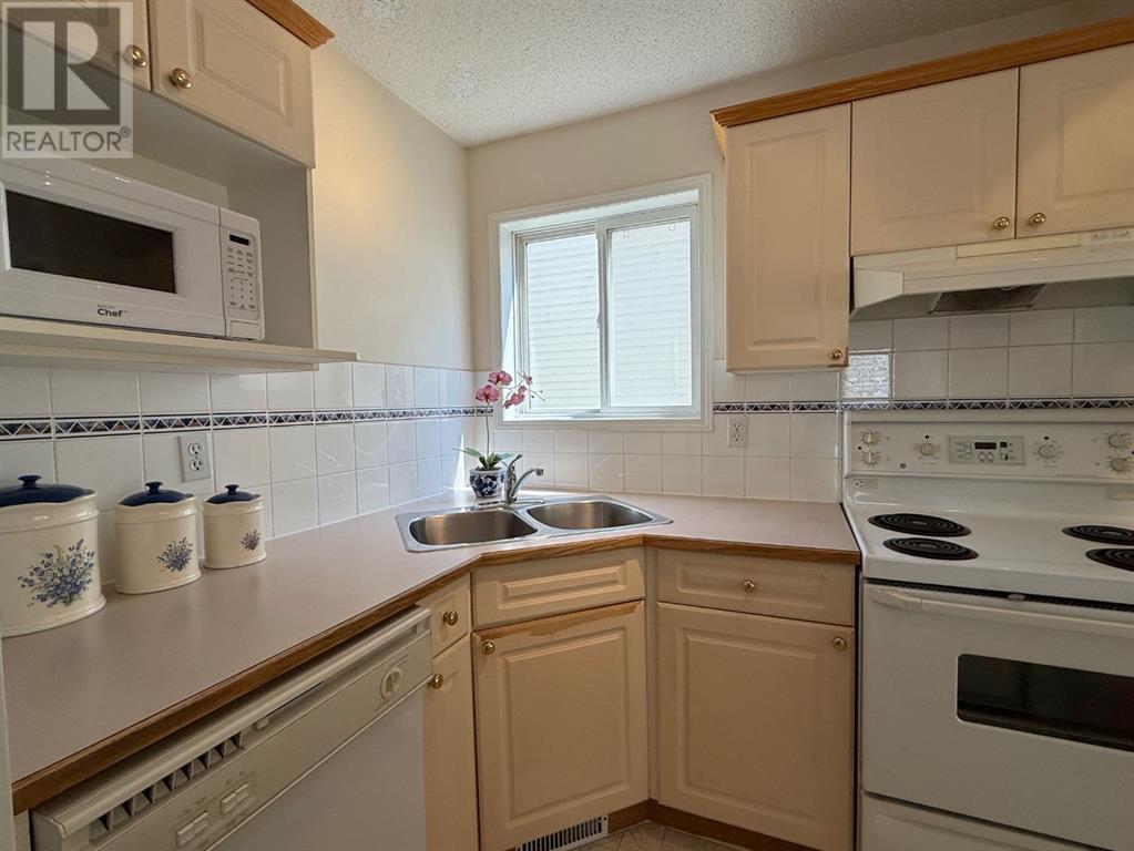 Single Family House for Sale in  Harvest Rose Circle NE Harvest Hills Calgary 