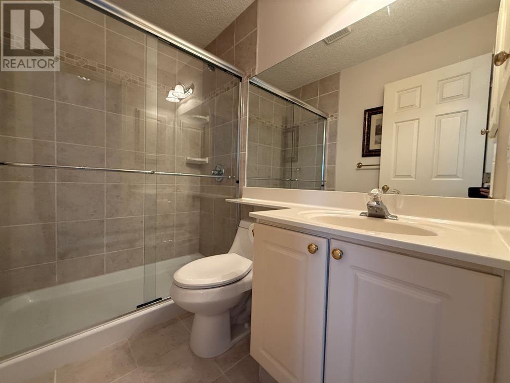 Single Family House for Sale in  Harvest Rose Circle NE Harvest Hills Calgary 