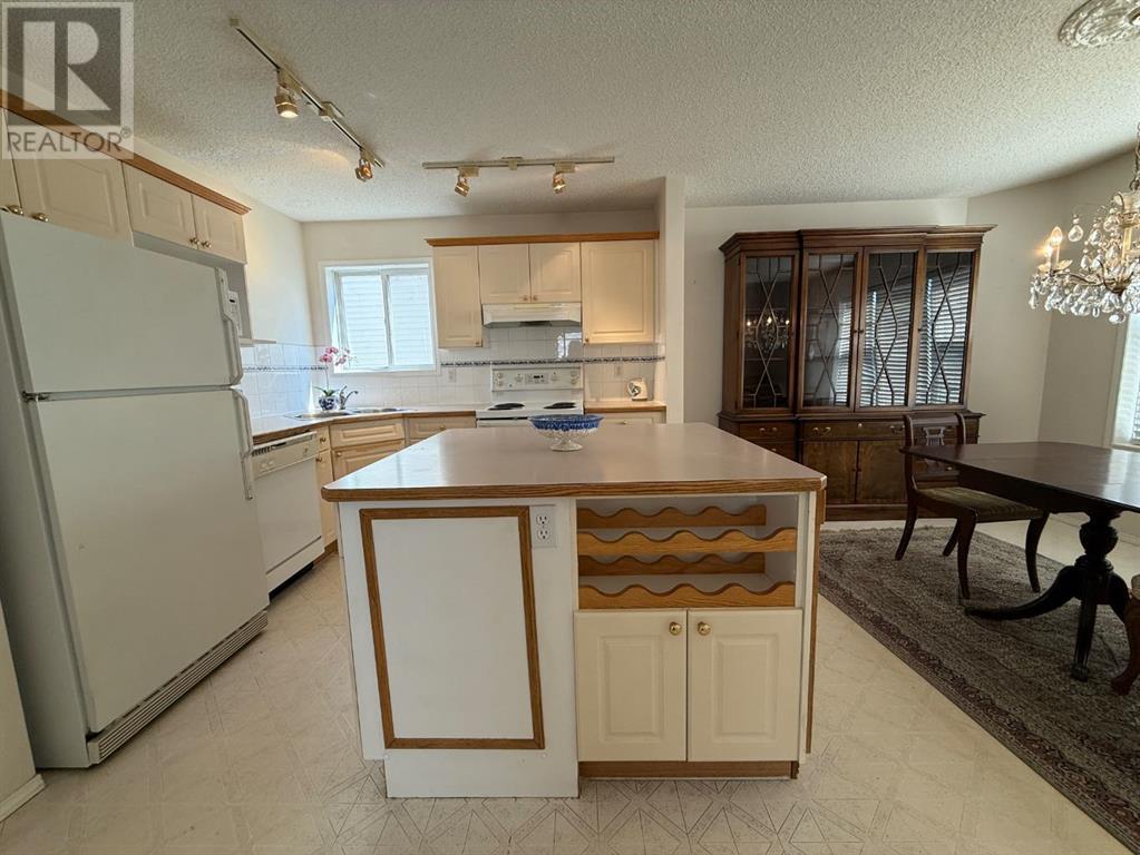 Single Family House for Sale in  Harvest Rose Circle NE Harvest Hills Calgary 