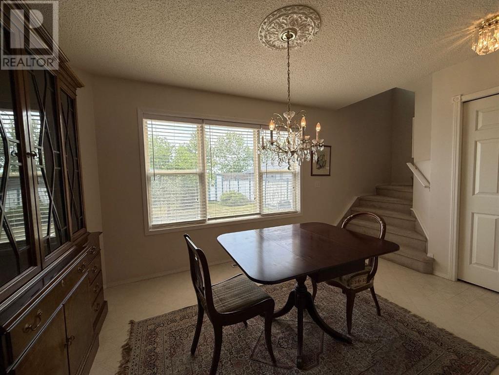 Single Family House for Sale in  Harvest Rose Circle NE Harvest Hills Calgary 