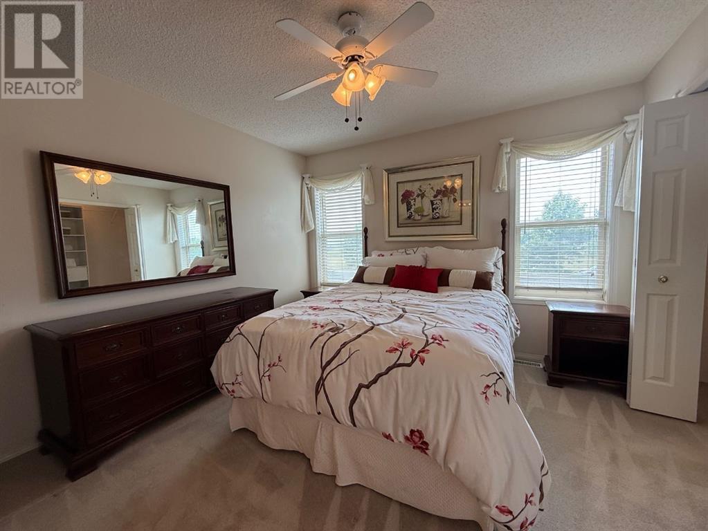 Single Family House for Sale in  Harvest Rose Circle NE Harvest Hills Calgary 