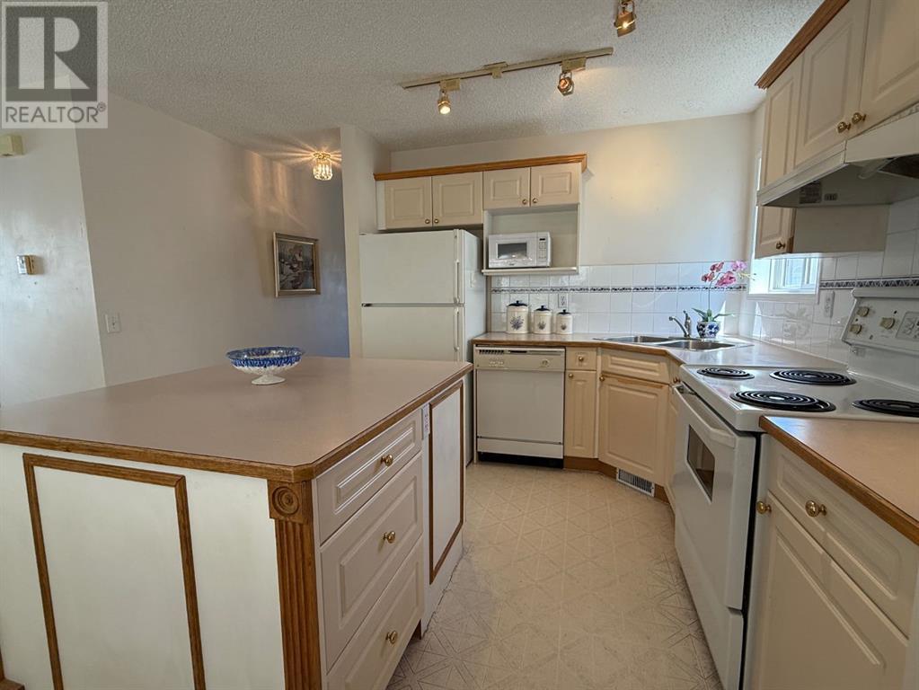 Single Family House for Sale in  Harvest Rose Circle NE Harvest Hills Calgary 