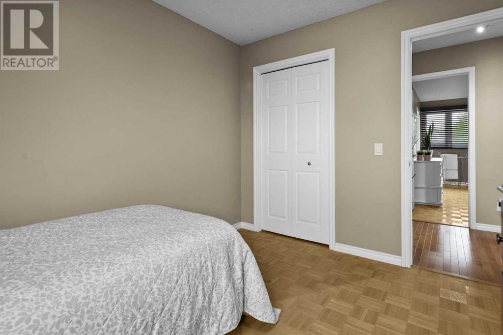 Single Family House for Sale in  Berkshire Road NW Beddington Heights Calgary 