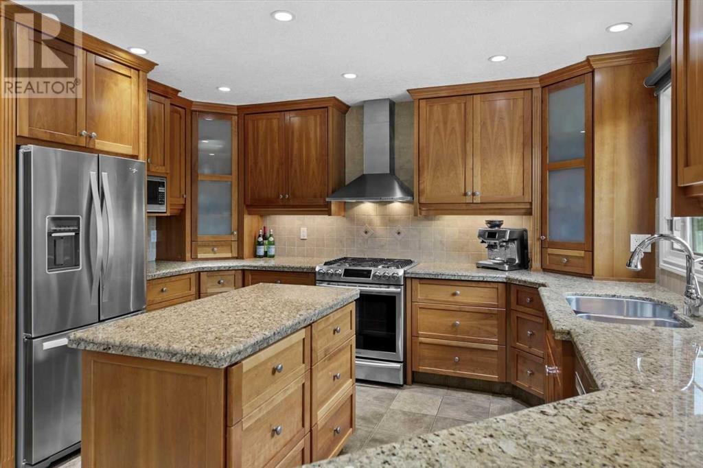 Single Family House for Sale in  Berkshire Road NW Beddington Heights Calgary 
