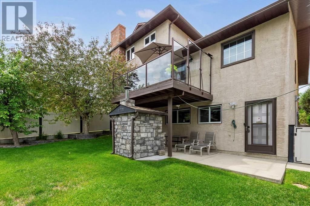 Single Family House for Sale in  Berkshire Road NW Beddington Heights Calgary 