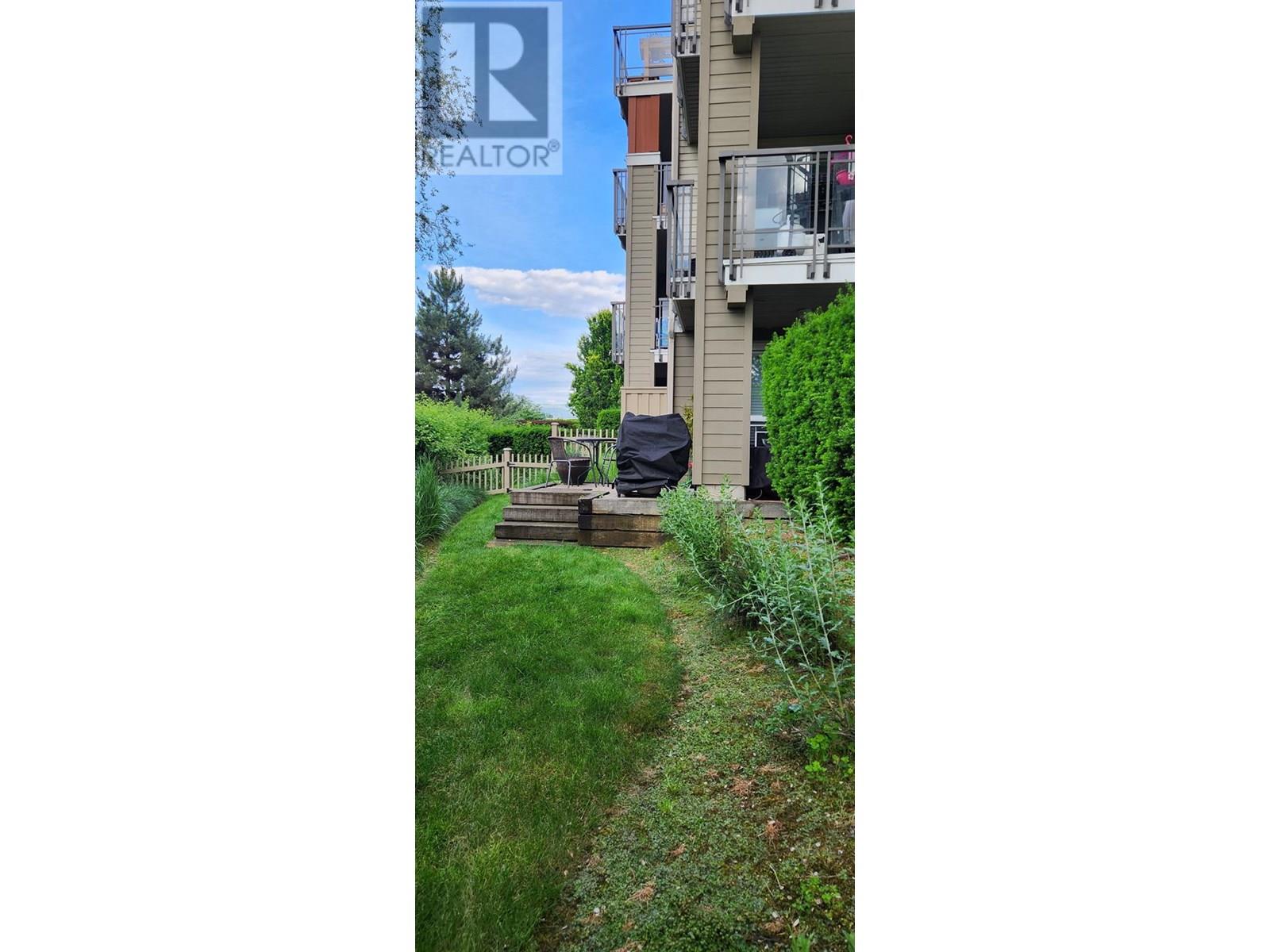Photo 9 of 1089 Sunset Drive Unit 112, Kelowna BC