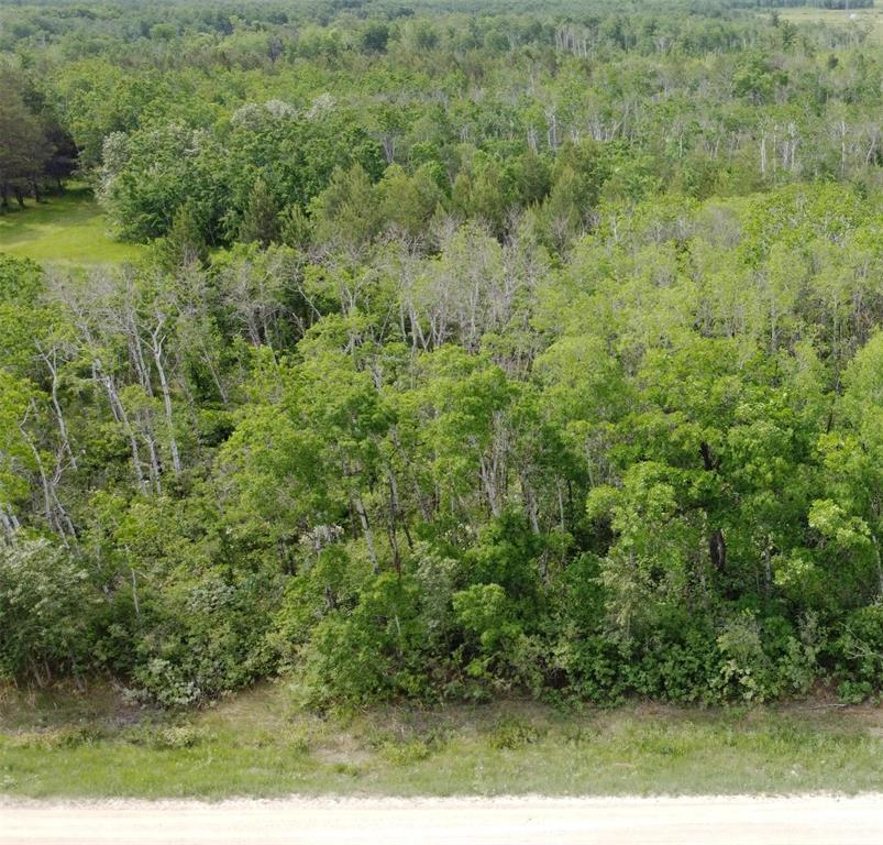 Photo 2 of 3 12 Road N, Roseau River MB