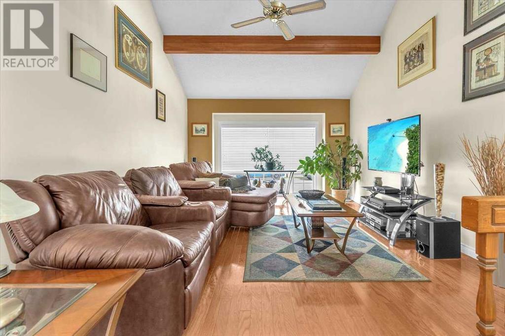 Single Family House for Sale in  Woodfield Close SW Woodbine Calgary 
