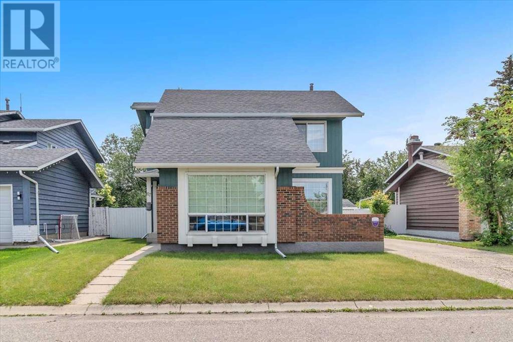 Single Family House for Sale in  Woodfield Close SW Woodbine Calgary 