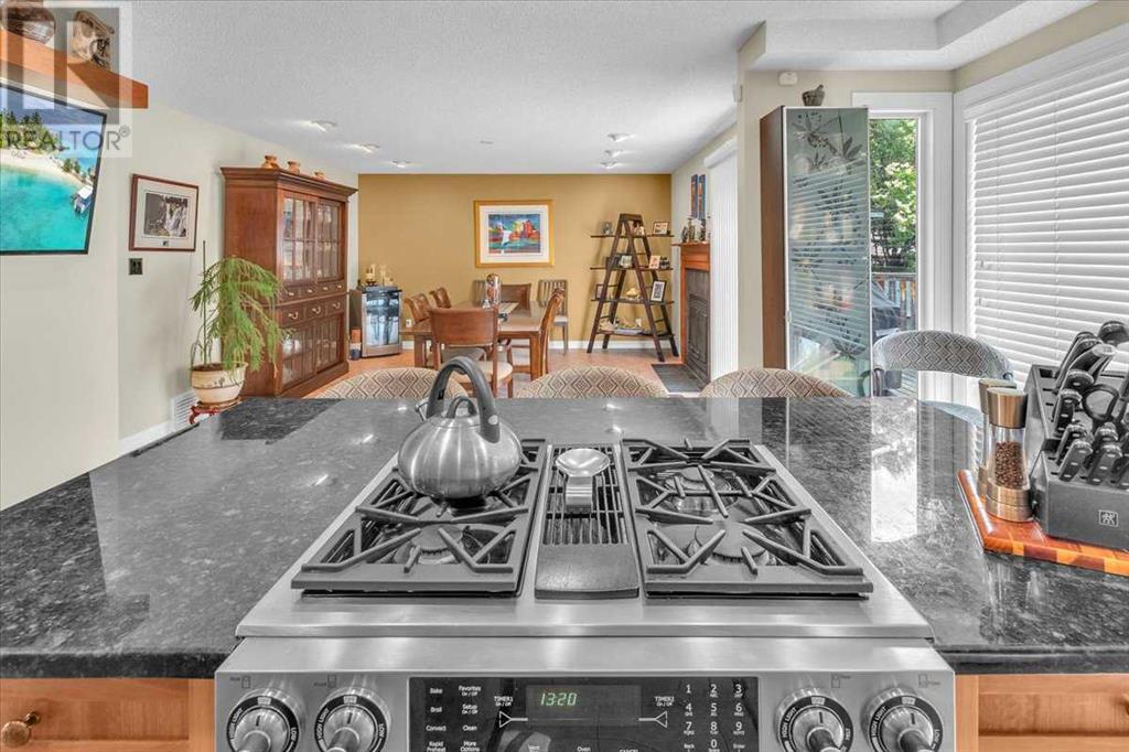 Single Family House for Sale in  Woodfield Close SW Woodbine Calgary 