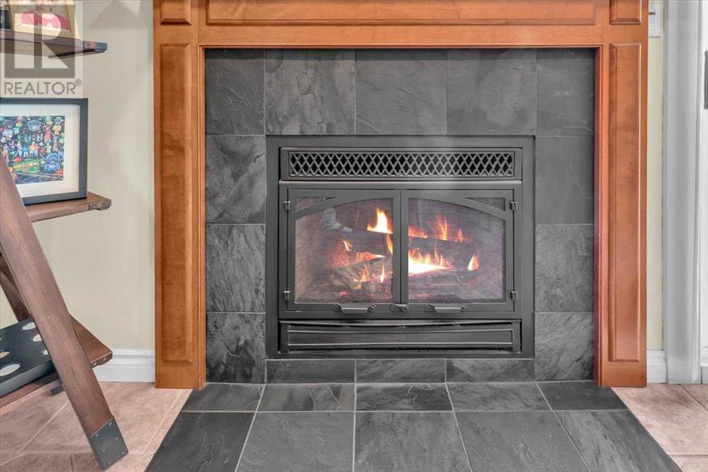 Single Family House for Sale in  Woodfield Close SW Woodbine Calgary 