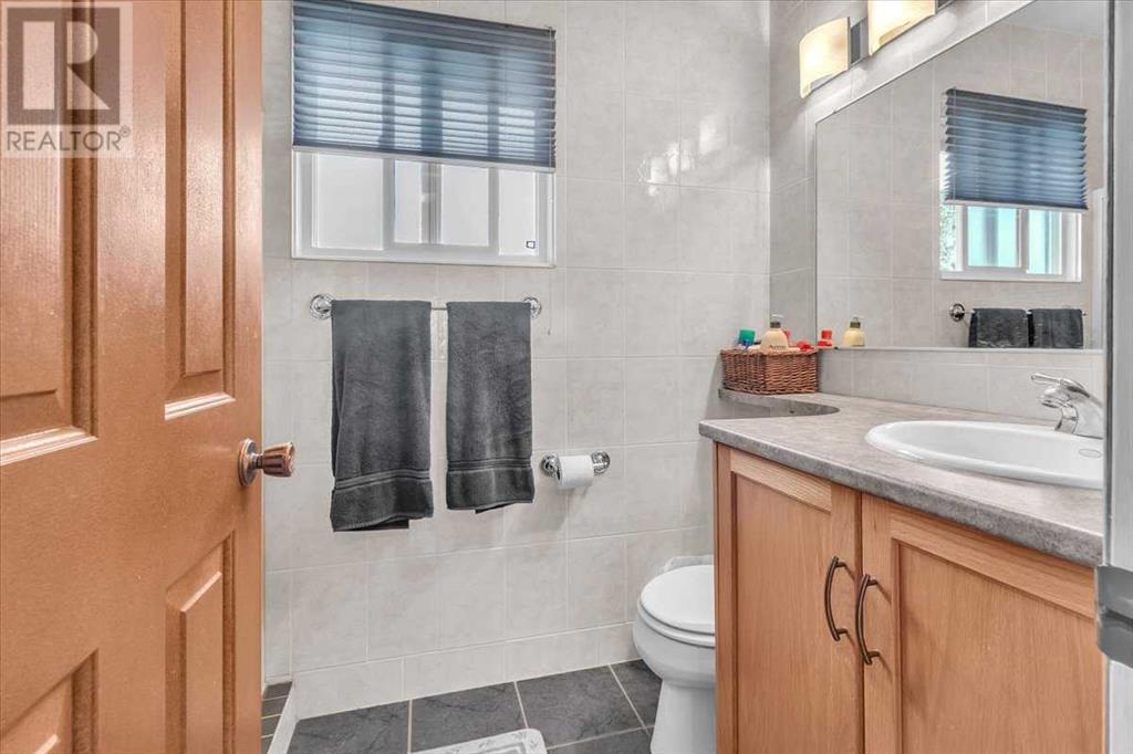 Single Family House for Sale in  Woodfield Close SW Woodbine Calgary 