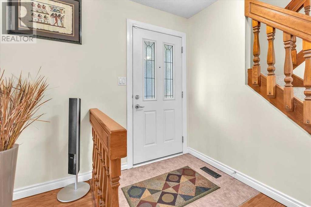 Single Family House for Sale in  Woodfield Close SW Woodbine Calgary 