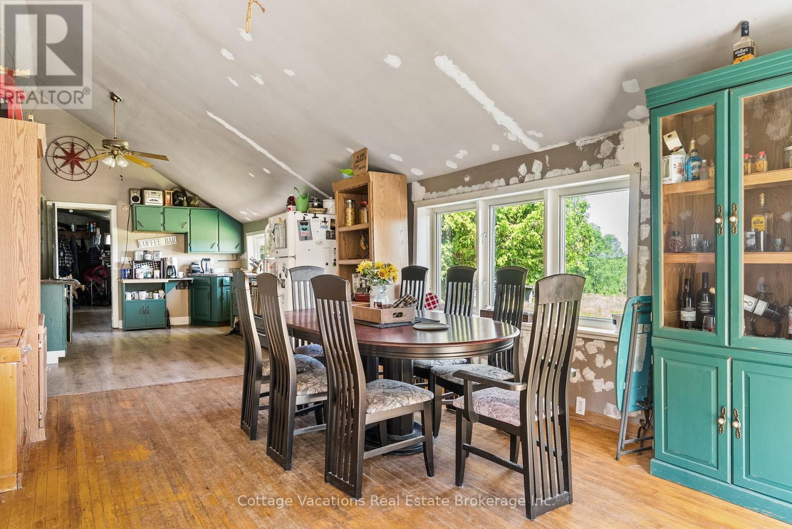 Photo 19 of 1678 Fern Glen Road W, Perry ON