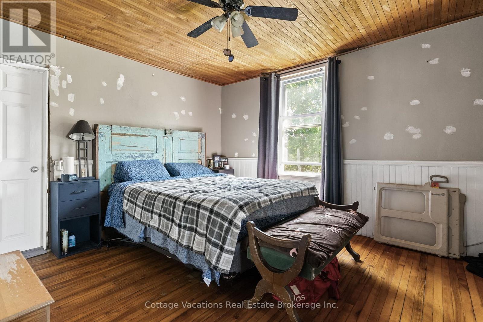 Photo 39 of 1678 Fern Glen Road W, Perry ON