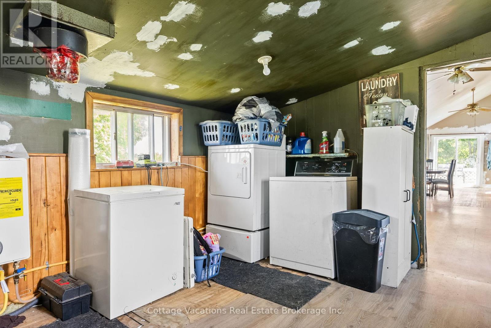 Photo 13 of 1678 Fern Glen Road W, Perry ON