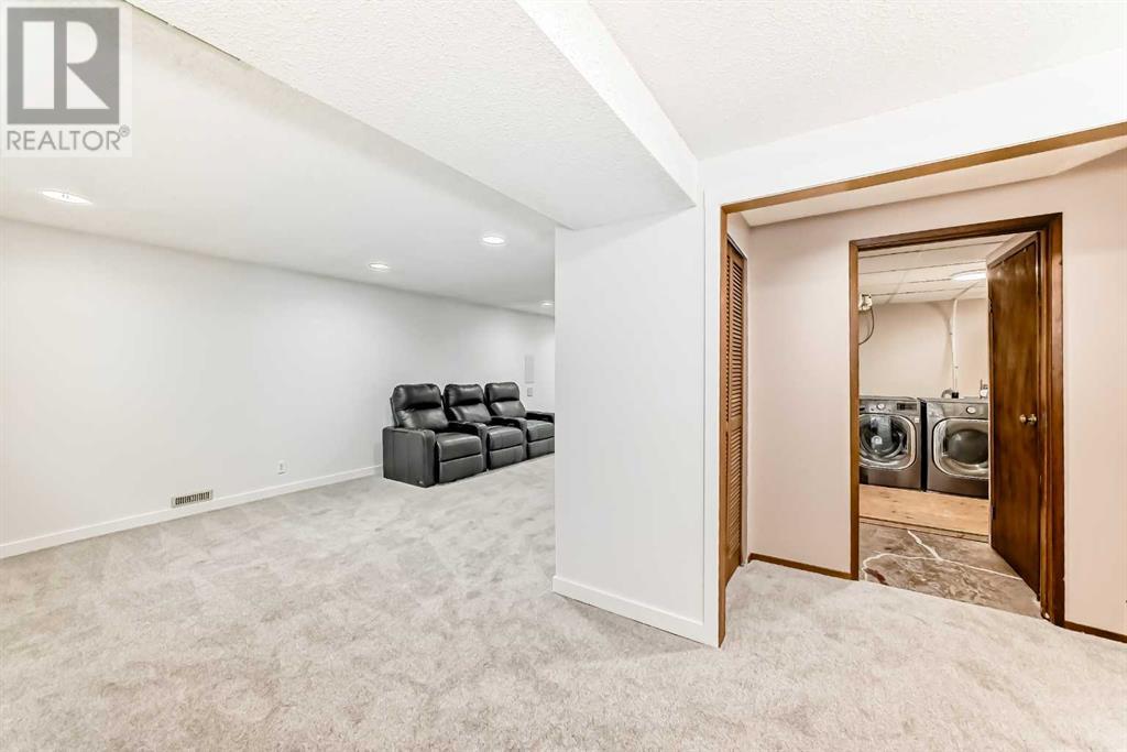 Single Family House Bungalow for Sale in   Avenue SW Rutland Park Calgary 