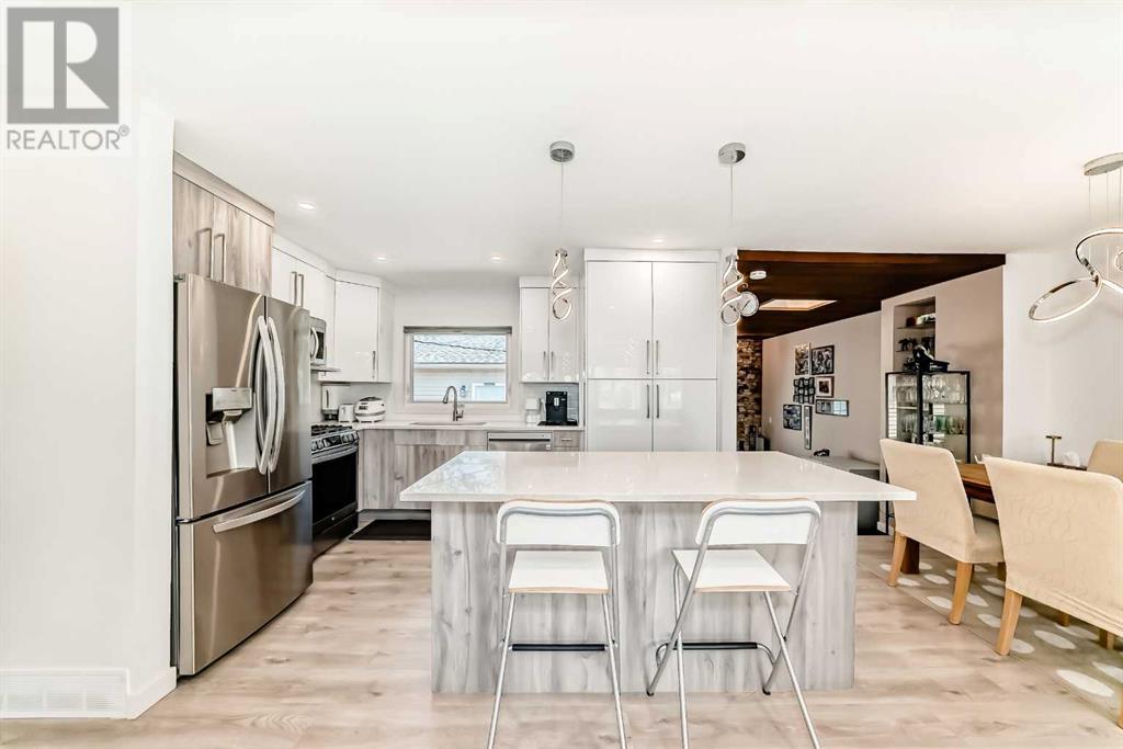 3720 36 Avenue SW, Calgary, Alberta