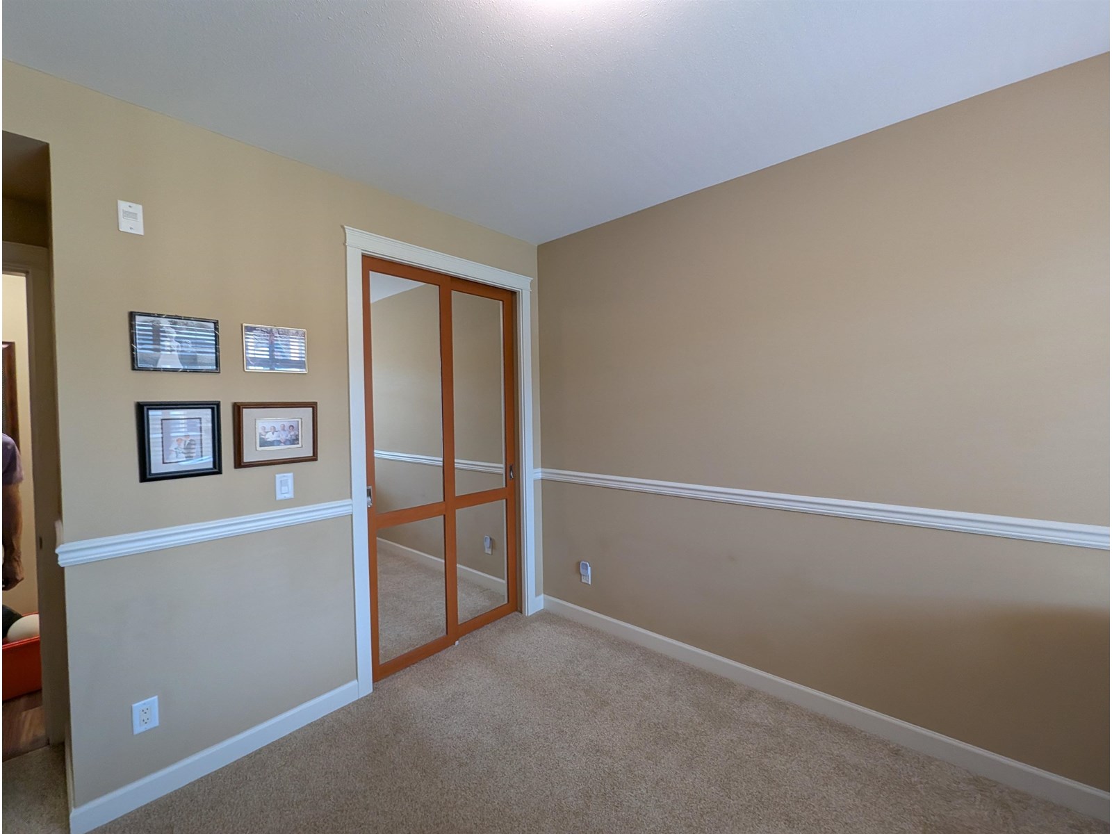Photo 26 of 409 2860 Trethewey Street, Abbotsford BC