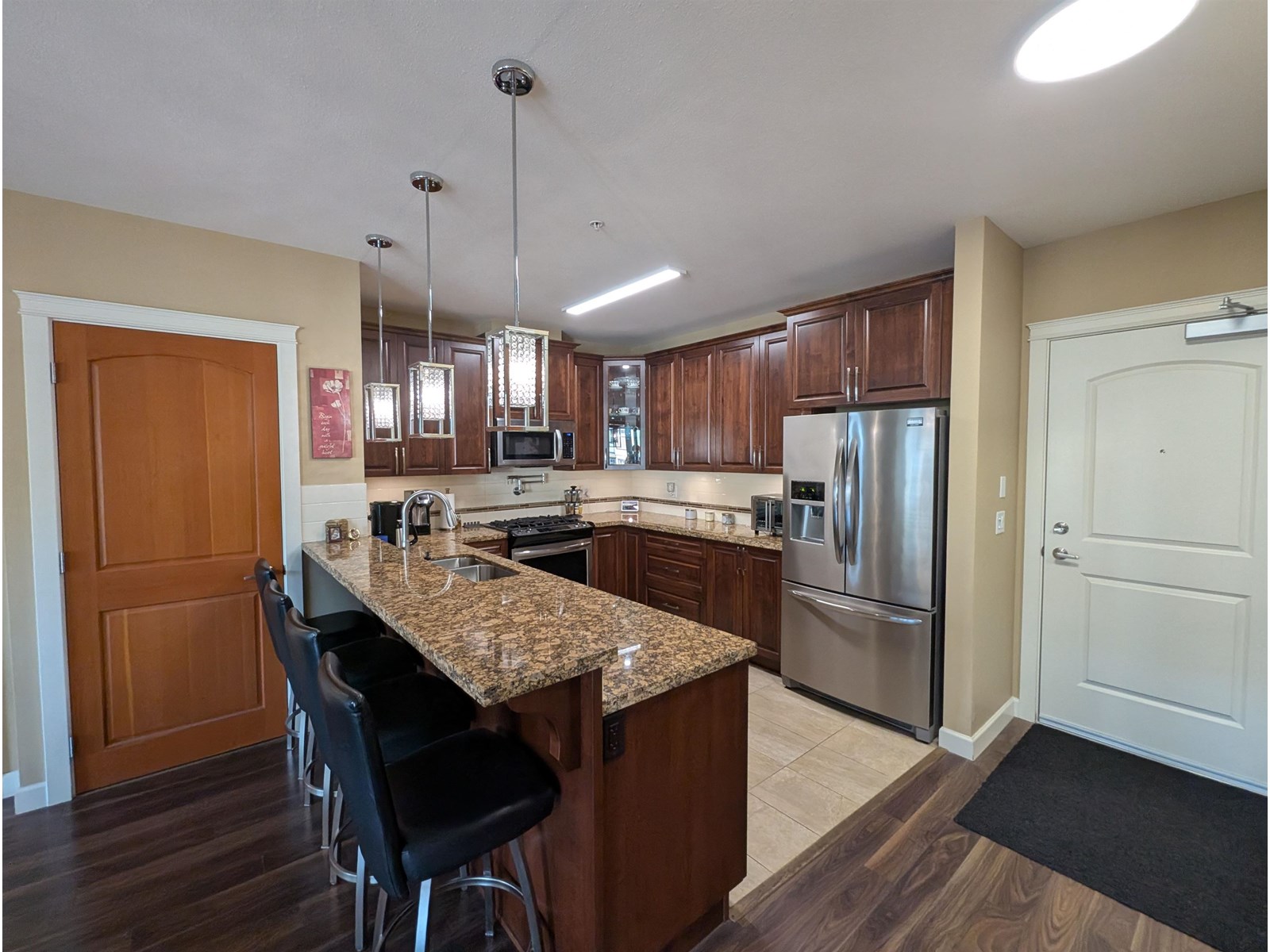 Photo 10 of 409 2860 Trethewey Street, Abbotsford BC
