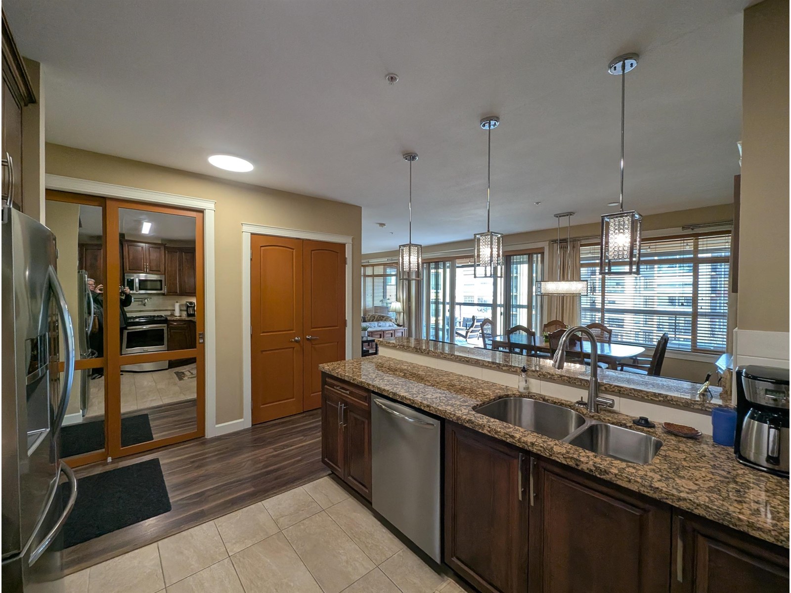 Photo 8 of 409 2860 Trethewey Street, Abbotsford BC