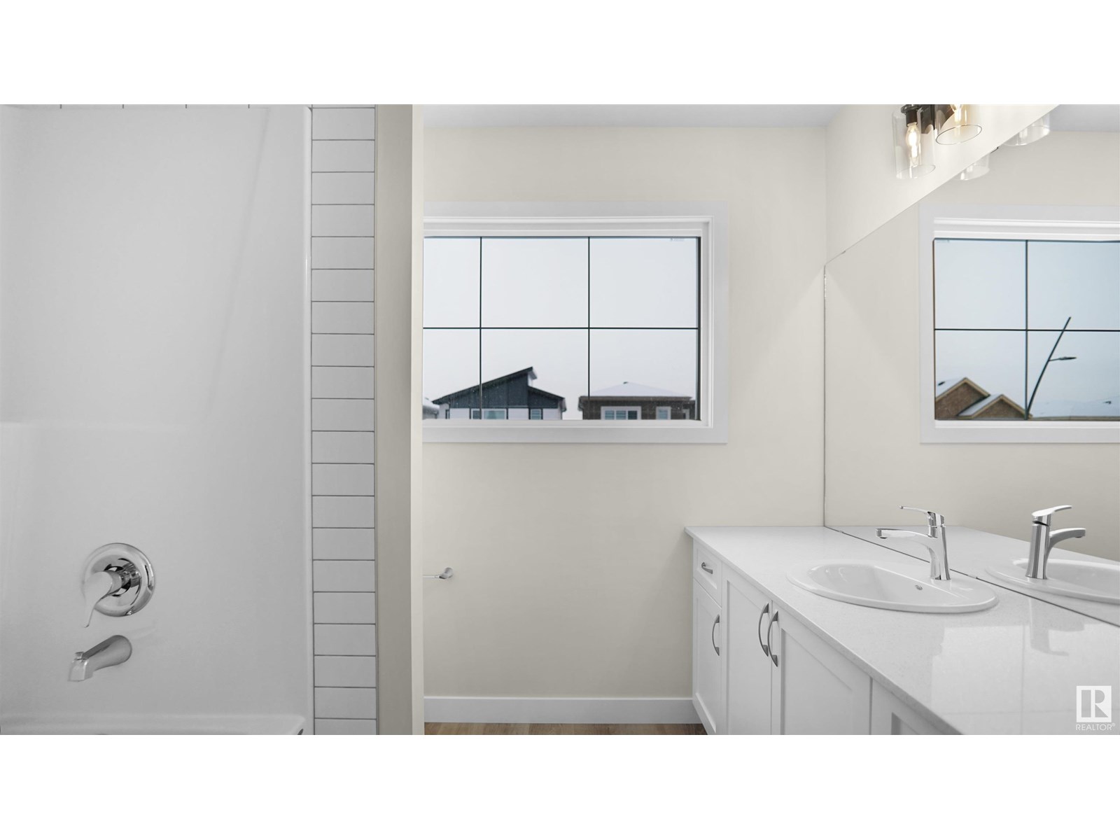Photo 9 of 19014 29 Av Nw, Edmonton AB