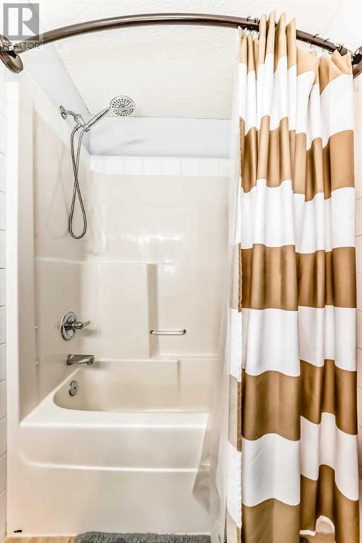 Single Family House for Sale in  Bridleridge Manor SW Bridlewood Calgary 