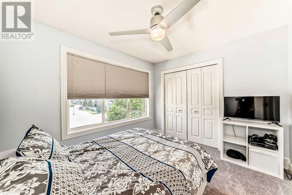Single Family House for Sale in  Bridleridge Manor SW Bridlewood Calgary 