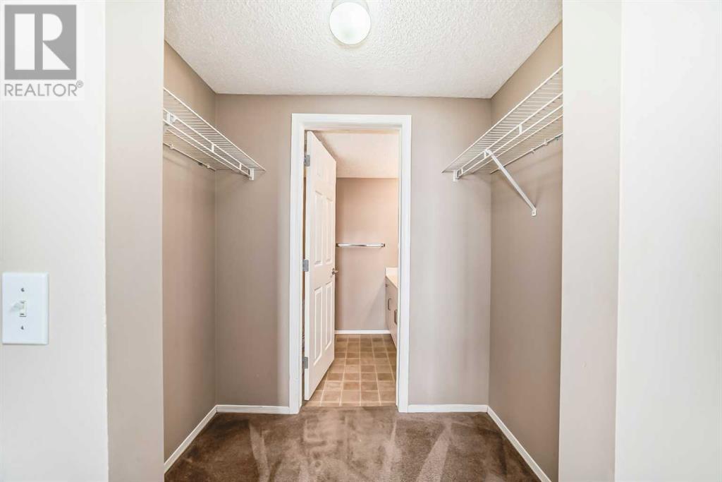 Single Family House for Sale in   Arbour Lake Road NW Arbour Lake Calgary 