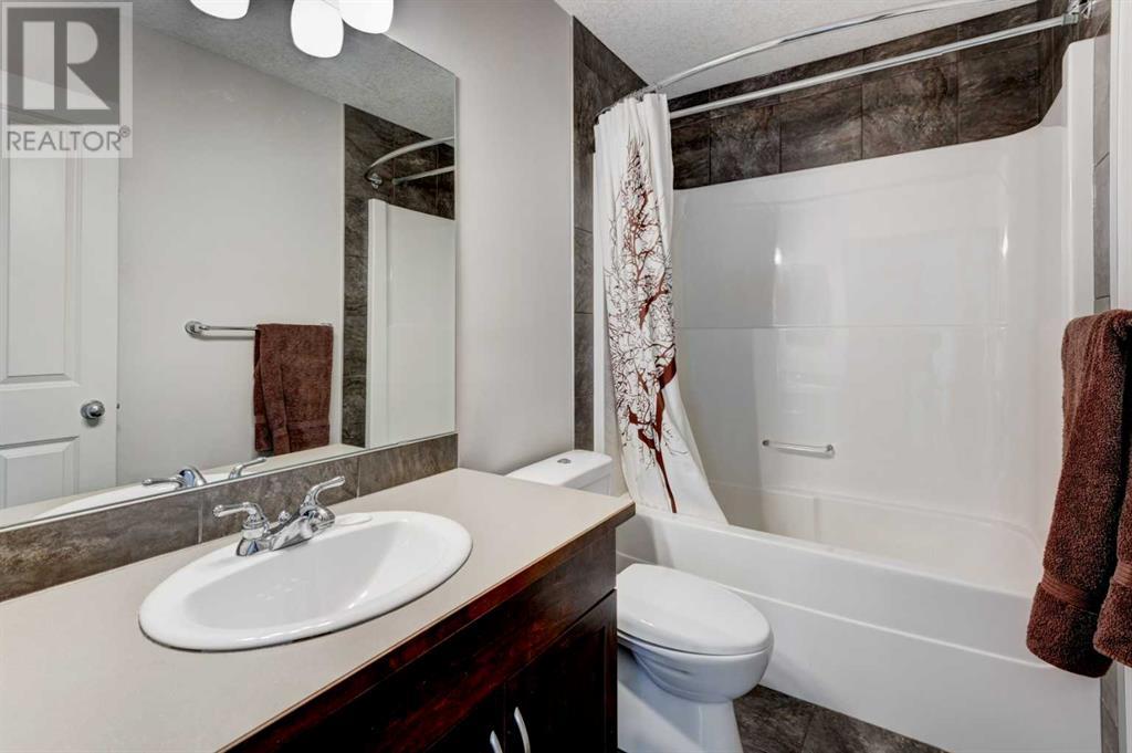 Single Family House for Sale in  Chaparral Valley Place SE Chaparral Calgary 