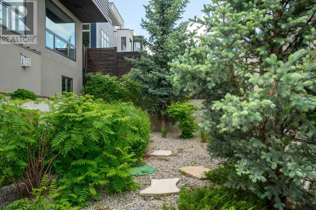 Single Family House for Sale in   Avenue SW South Calgary Calgary 
