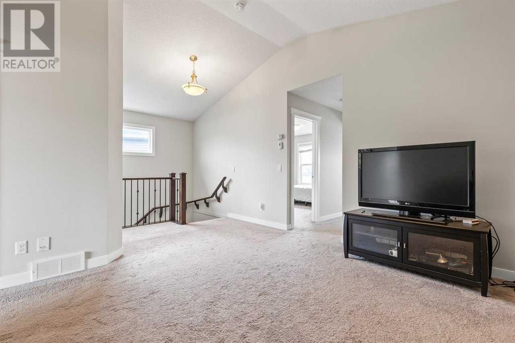 Single Family House for Sale in  Nolancrest Circle NW Nolan Hill Calgary 