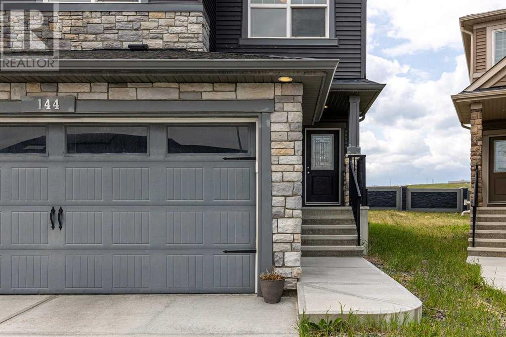 Single Family House for Sale in  Nolancrest Circle NW Nolan Hill Calgary 