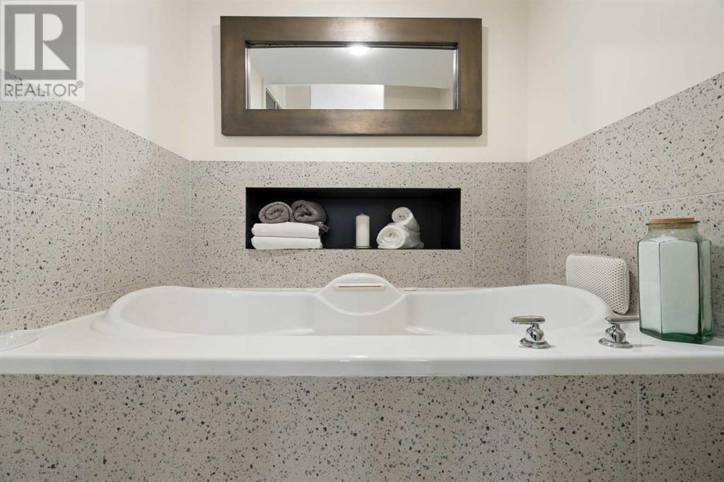 Single Family House for Sale in  A Street SW Parkhill Calgary 