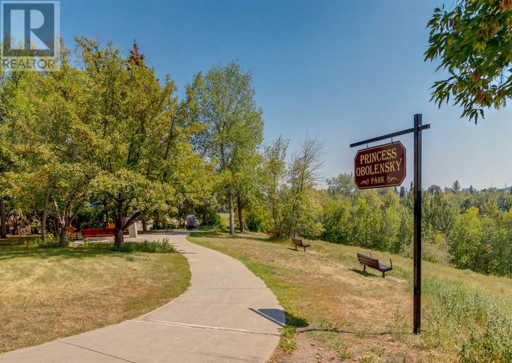 Single Family House for Sale in  A Street SW Parkhill Calgary 