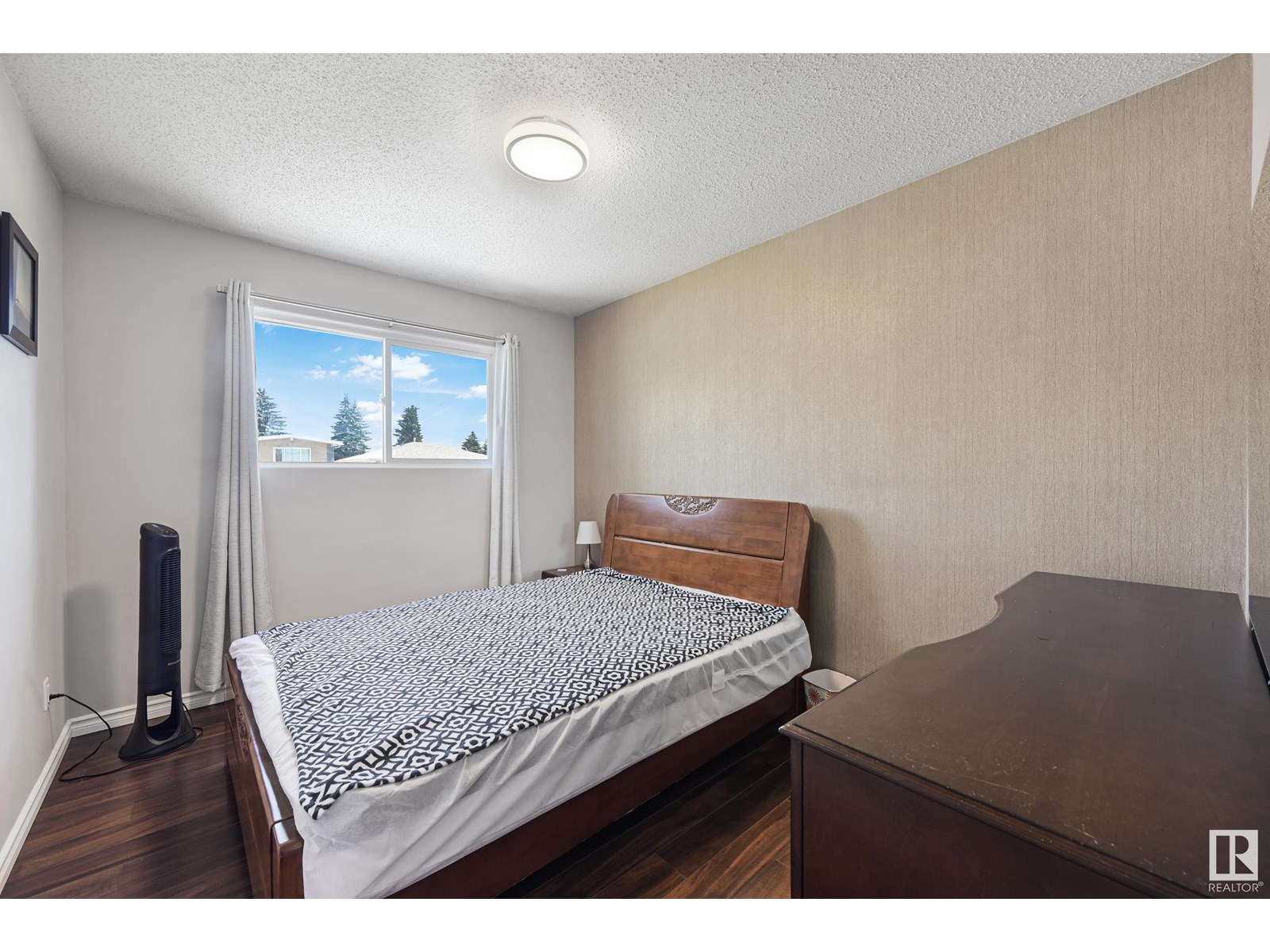 Single Family House Bungalow for Sale in   ST NW Edmonton 