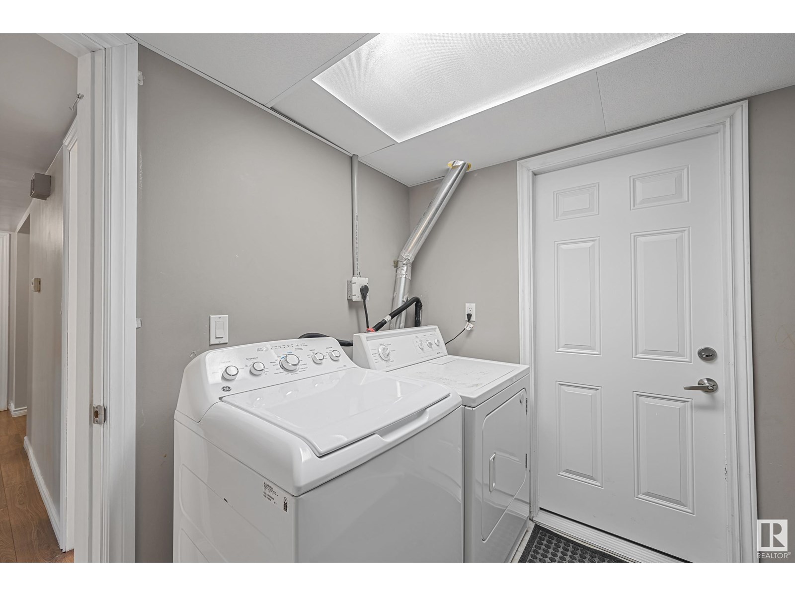 Single Family House Bungalow for Sale in   ST NW Edmonton 