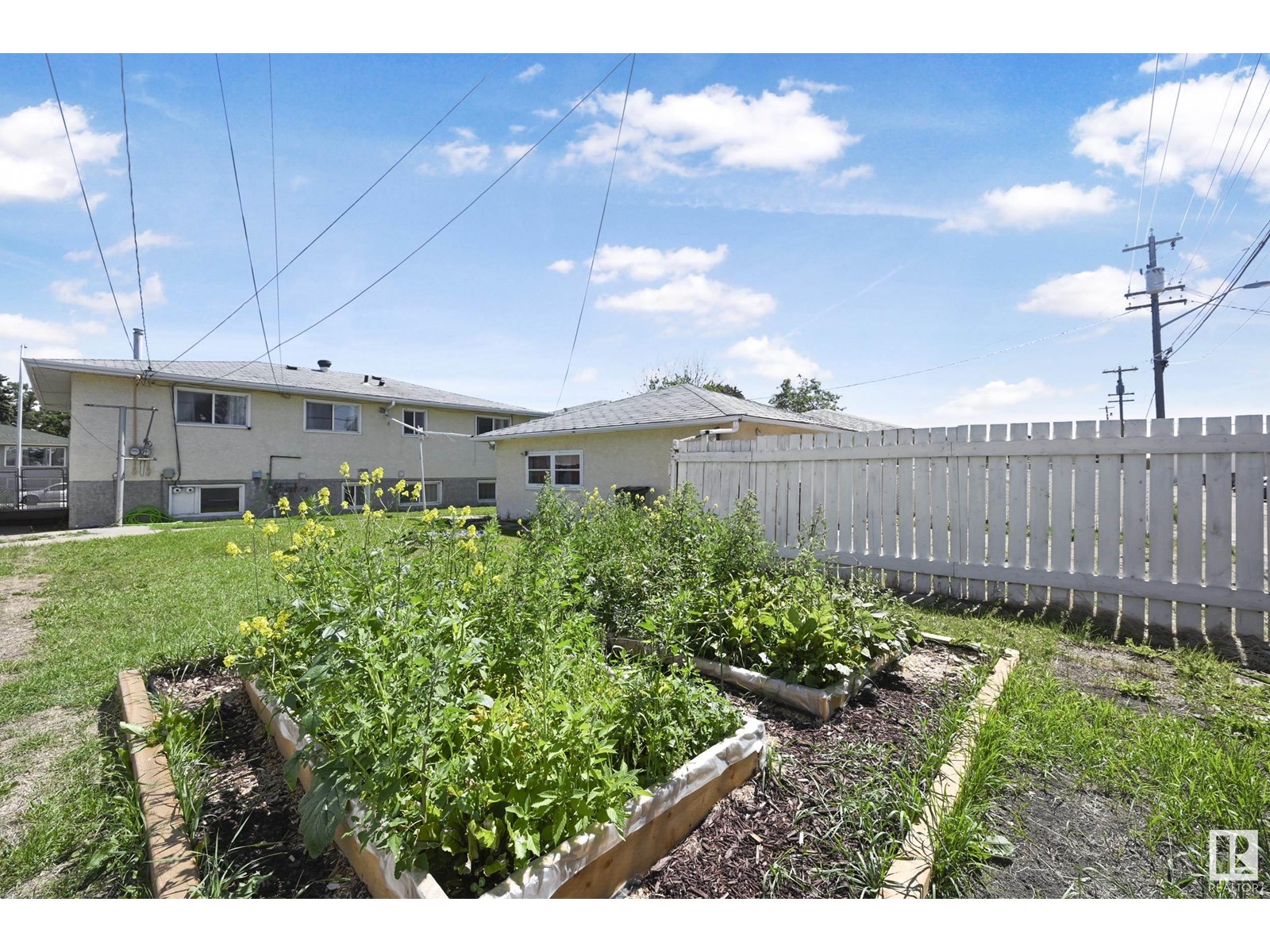 Single Family House Bungalow for Sale in   ST NW Edmonton 