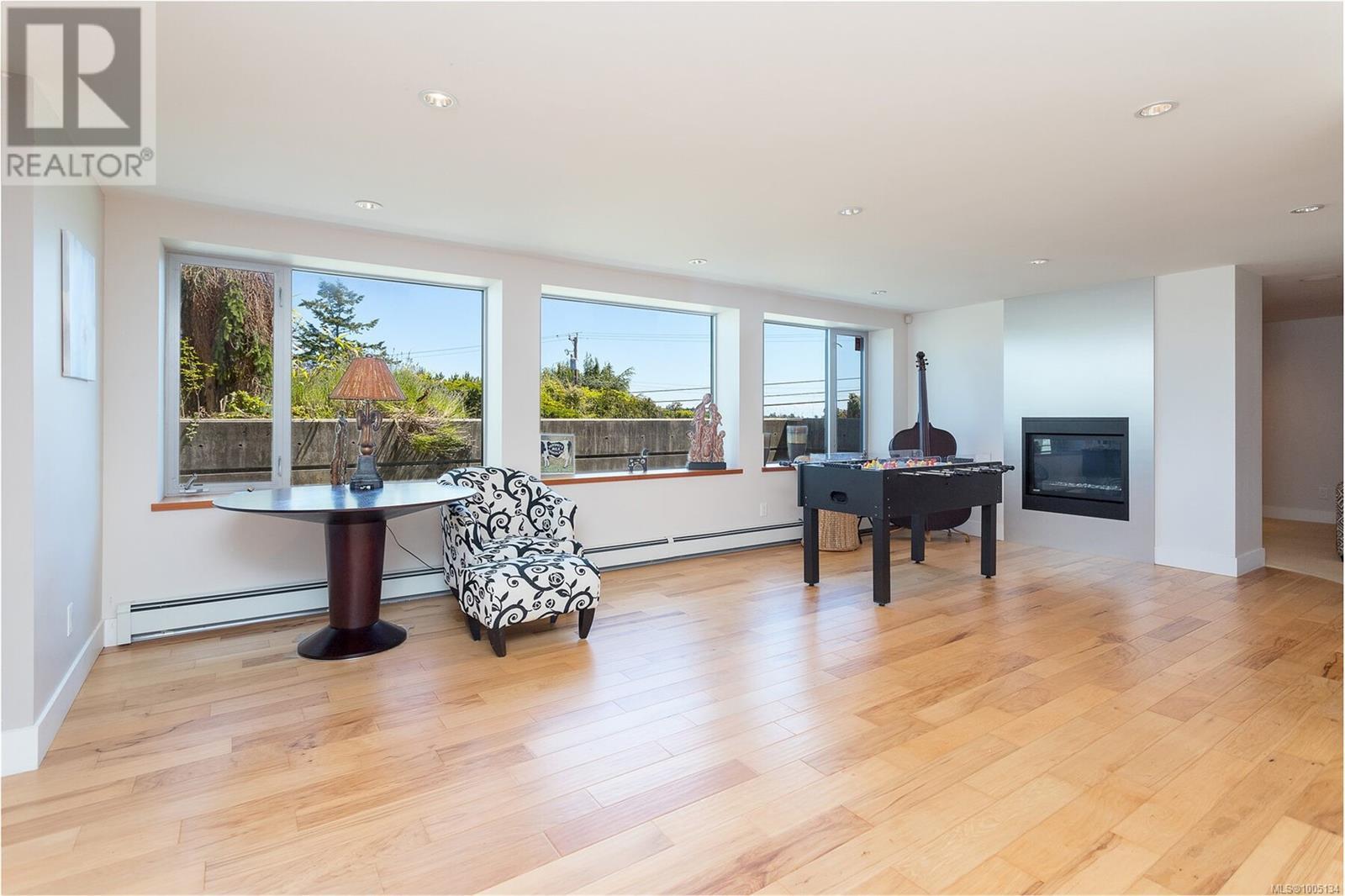Photo 26 of 2597 Vista Bay Rd, Saanich BC